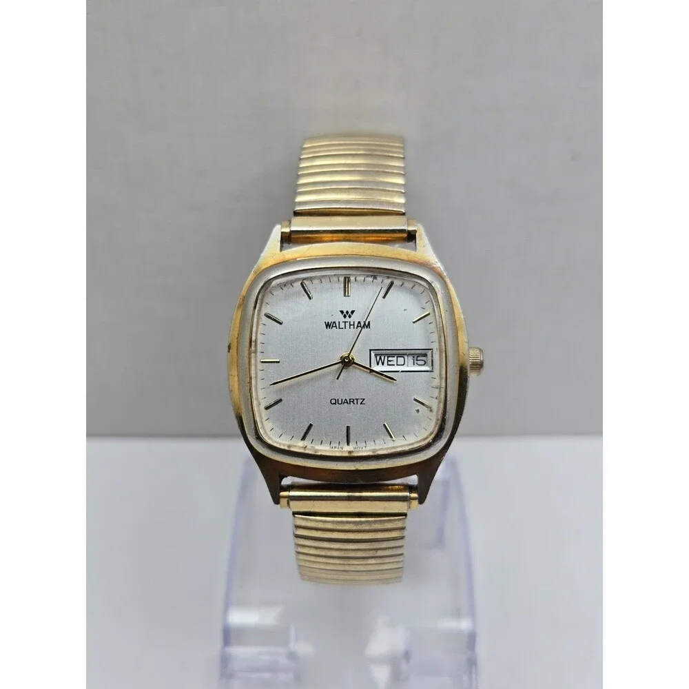 Waltham Vintage Quartz Watch Day Date Gold Tone Square Case Stretch Band